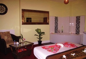 thai-massage-saloon-4-300x207 (1)