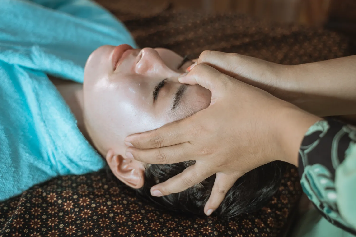 hybynnyi-masazh-oblychchia